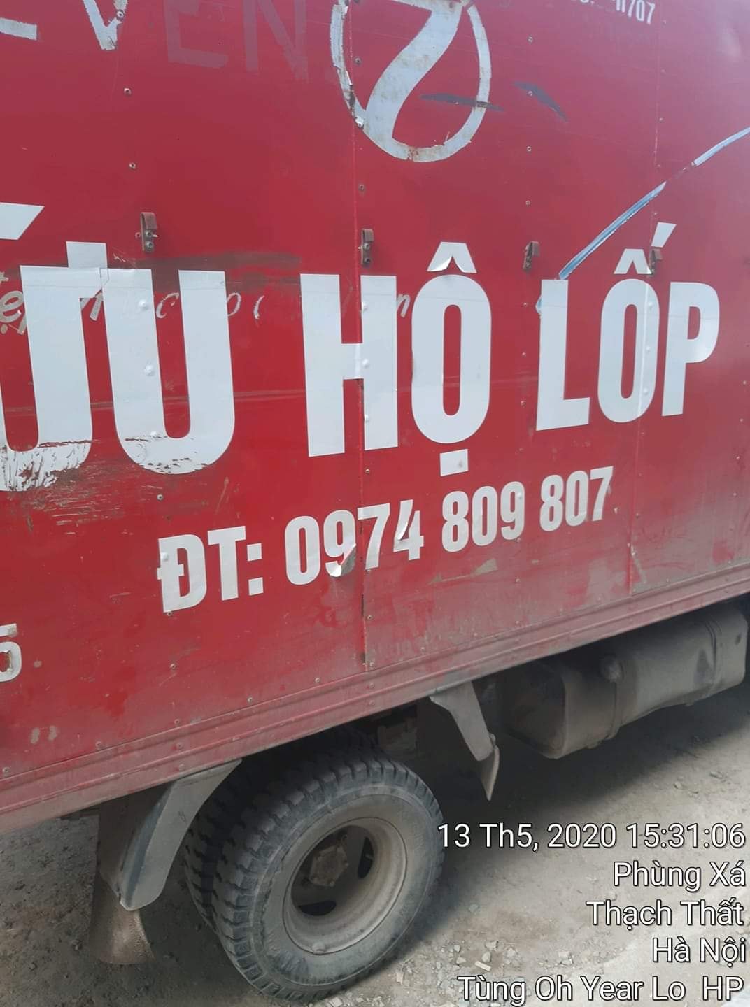Vá Lốp CT08 Láng - Hòa Lạc nút ra Thạch Thất Quốc Oai Hà Nội